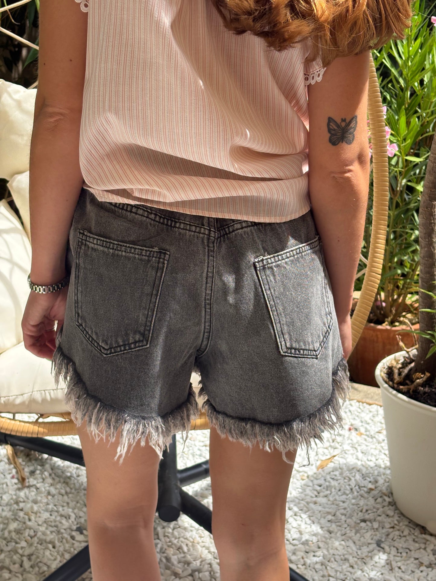 Short Jodie