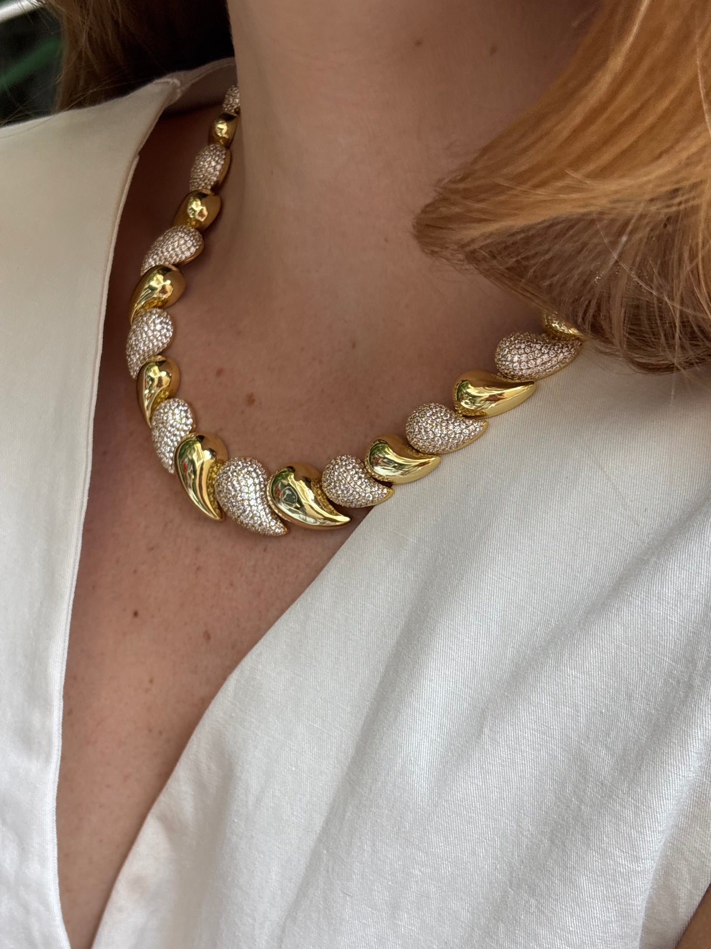 HYPSO COLLIER GINY