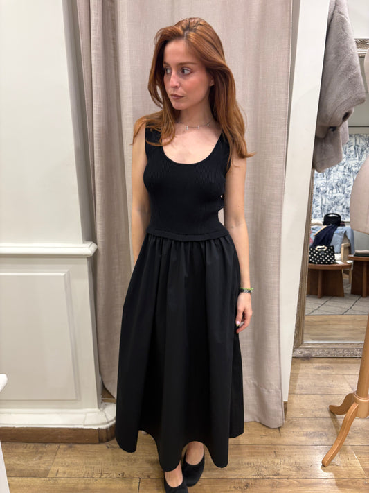 Freeman Porter- Robe REEN